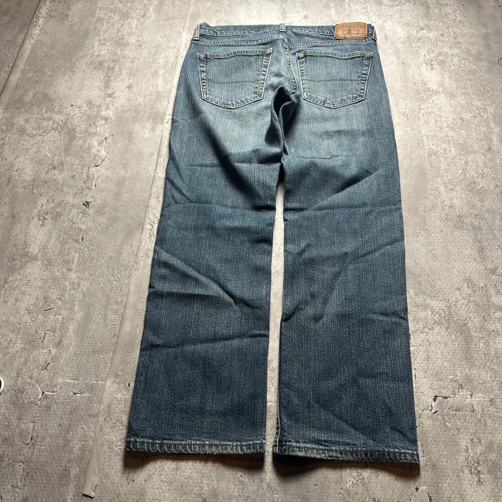 Levi-s Men's Blue and Navy Jeans